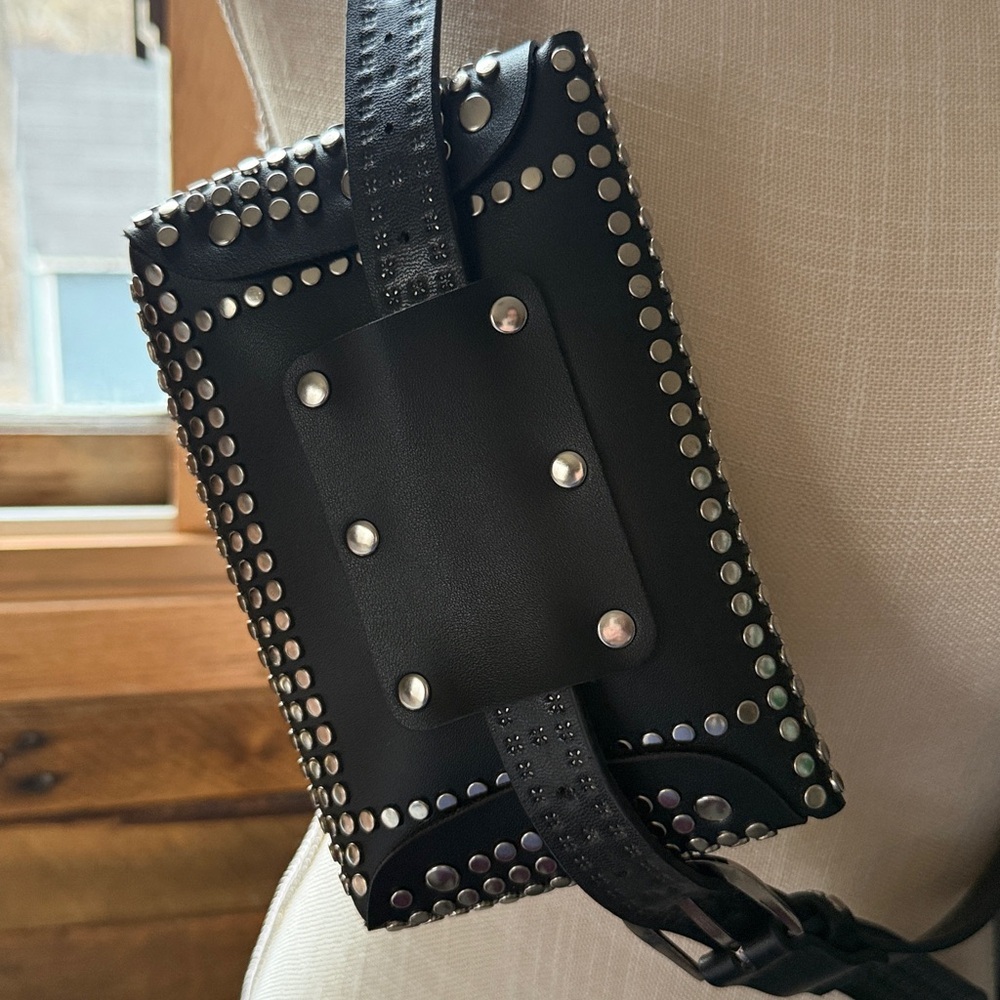 Black and Silver embellished belt bag - Picture 5 of 5